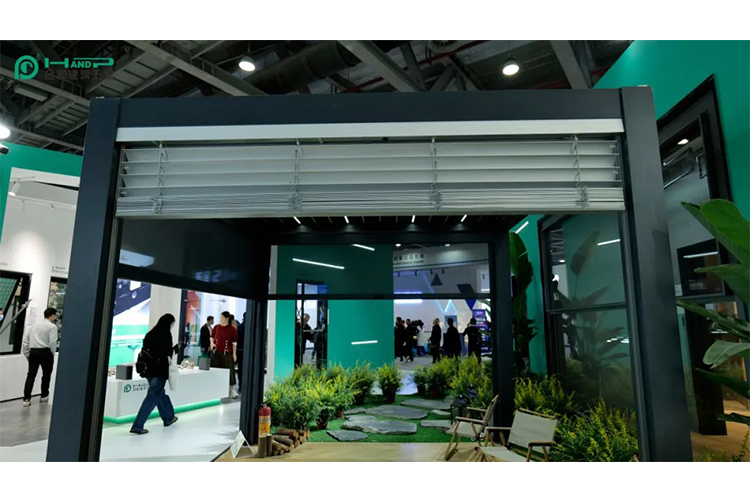 ฮาร์ดแวร์ 3 ชม. ใบไม้แดง 4