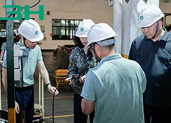 ข่าว | ผู้นำจากสมาคมโครงสร้างโลหะสถาปัตยกรรมจีน เยี่ยมชมฮาร์ดแวร์สถาปัตยกรรม 3H เพื่อสำรวจเส้นทางใหม่สำหรับการพัฒนาคุณภาพสูงในอุตสาหกรรมฮาร์ดแวร์